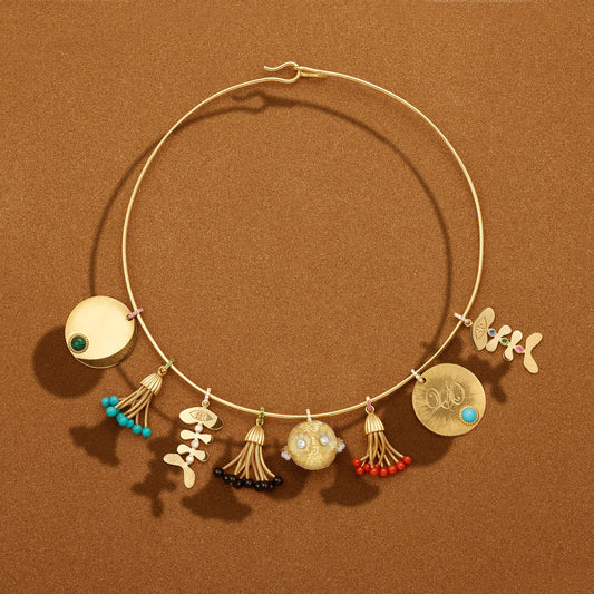 18-carat yellow gold bangle