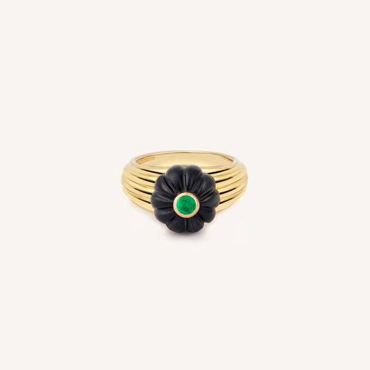 Gelato ring, yellow gold, onyx and emeralds